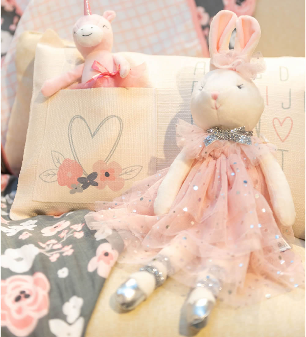 Ballet bunny toy for children
