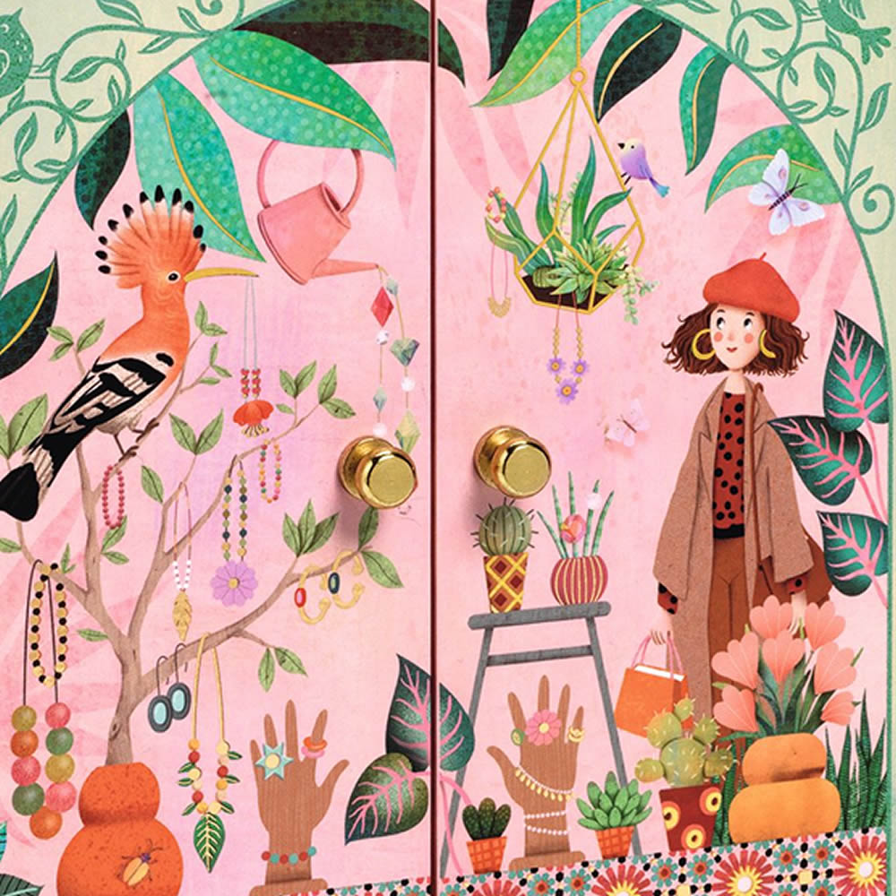 Secret Garden jewellery box detail