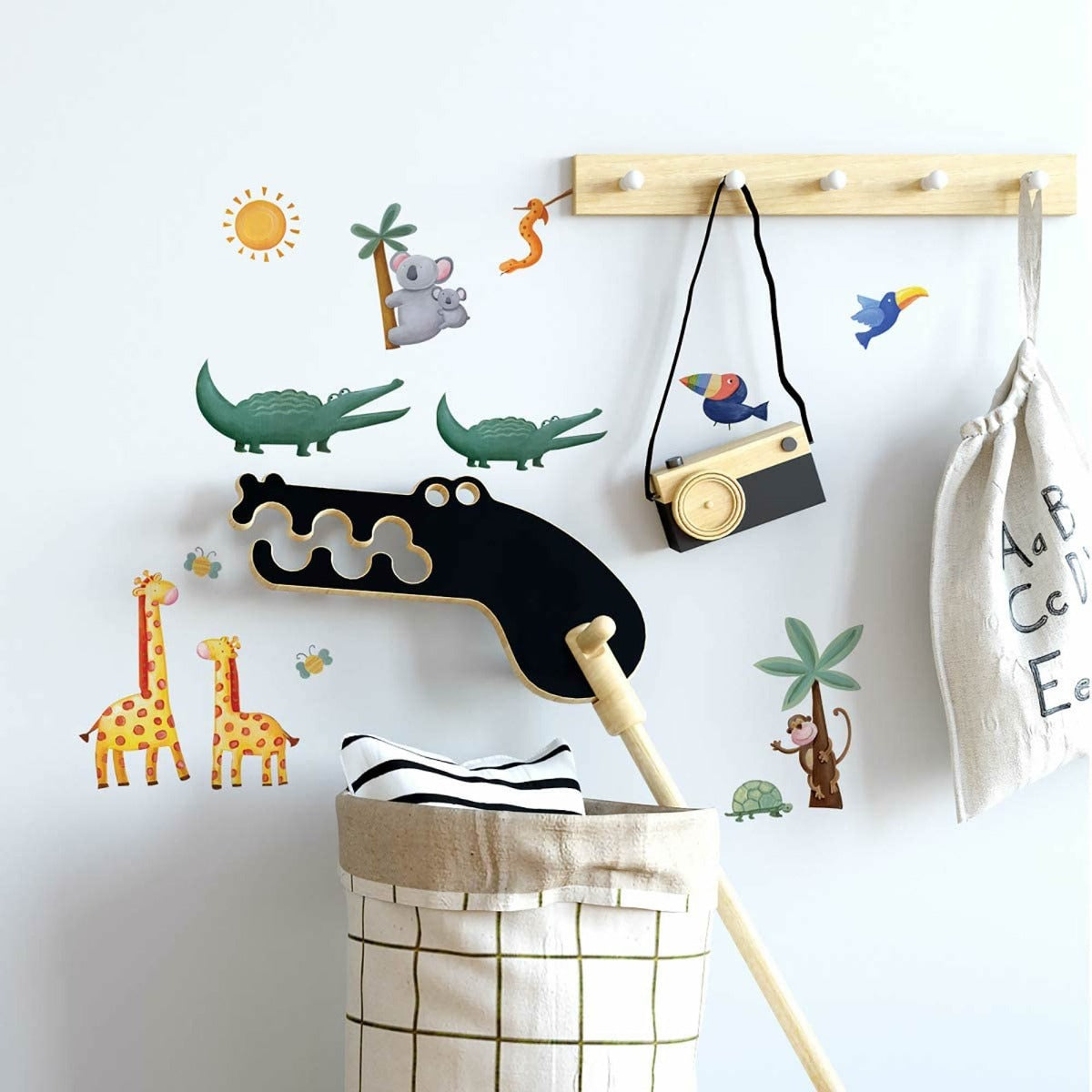 Jungle wall decal for children