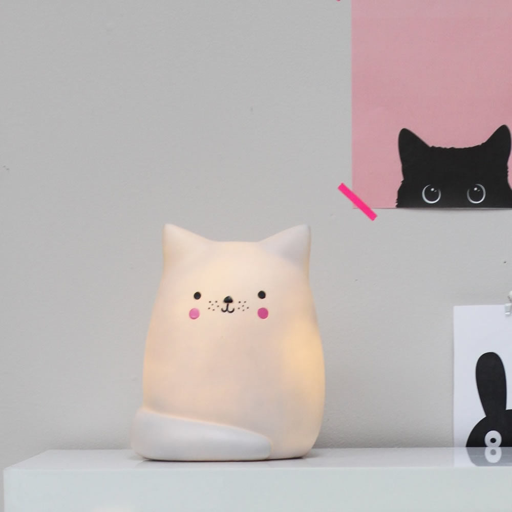Mini cat night light for children