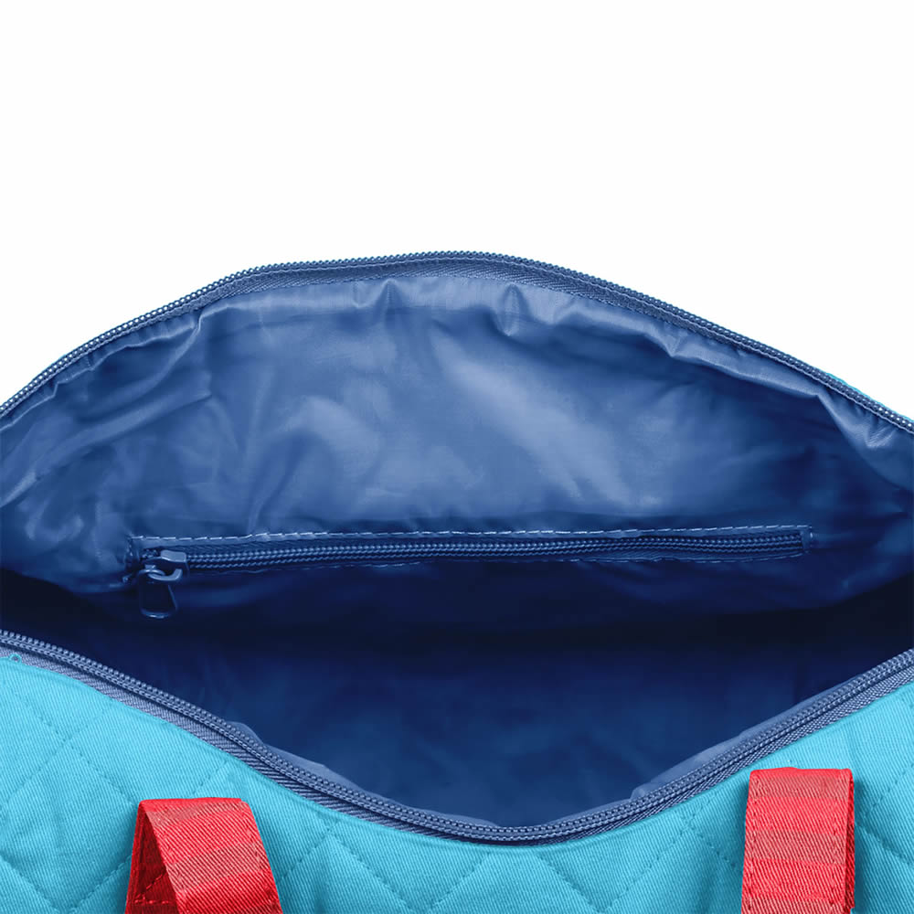 Quilted duffle bag for children