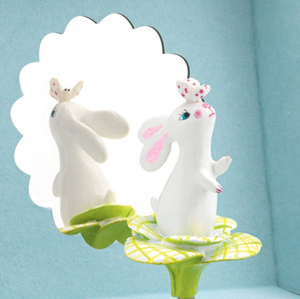 Rabbit jewellery box detail