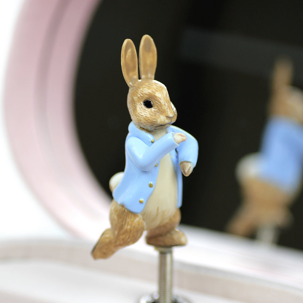 Peter Rabbit pink heart music box detail